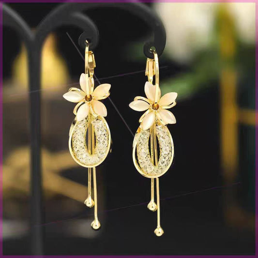 📢📢39% OFF !! ⏰Elegant Flower Tassel Dangle Earrings